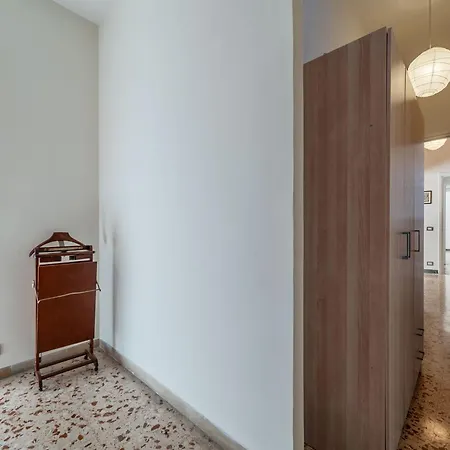 Guesthost - Bright Balcony Appiano Apartamento